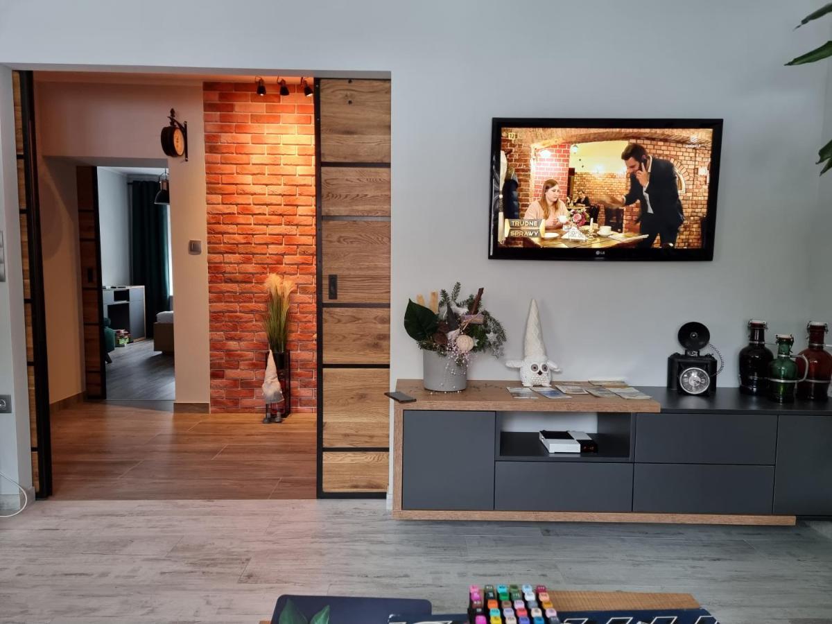Апартаменты Apartament Luxloft Пеховице Экстерьер фото