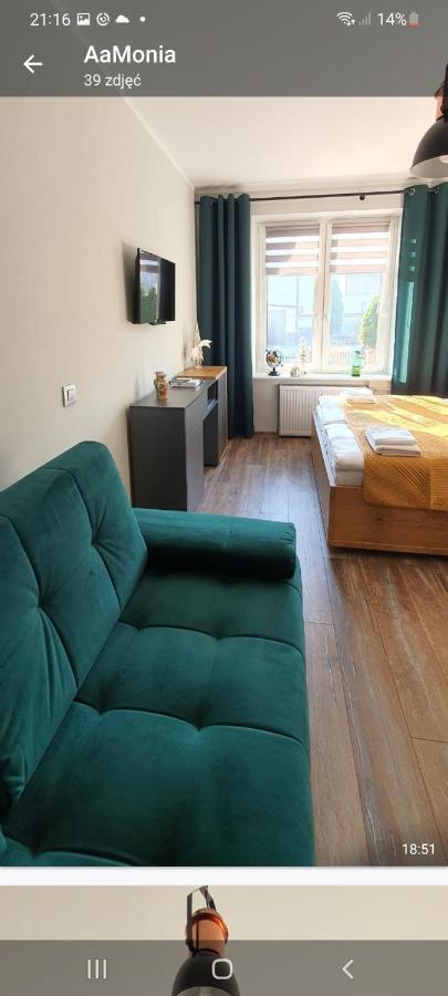 Апартаменты Apartament Luxloft Пеховице Экстерьер фото