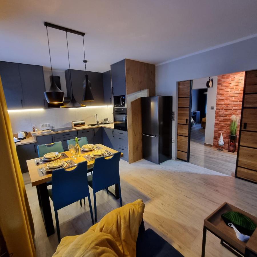 Апартаменты Apartament Luxloft Пеховице Экстерьер фото