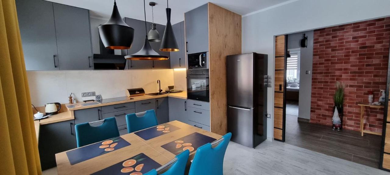 Апартаменты Apartament Luxloft Пеховице Экстерьер фото