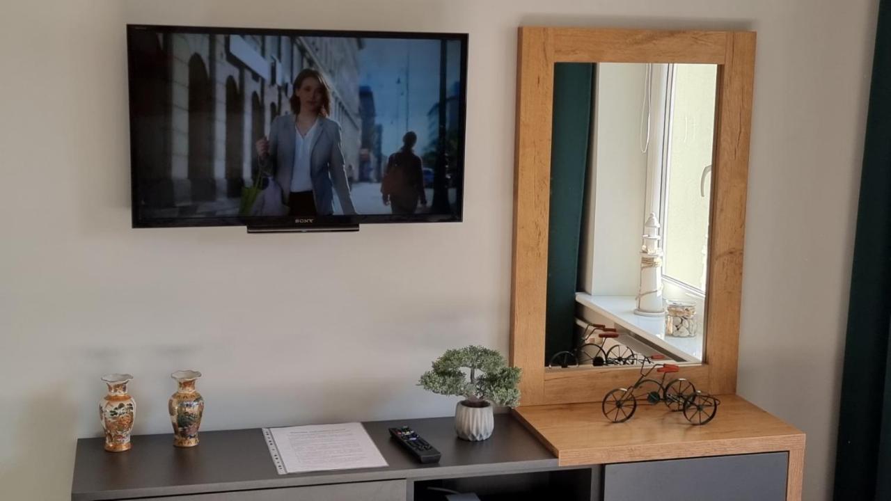 Апартаменты Apartament Luxloft Пеховице Экстерьер фото